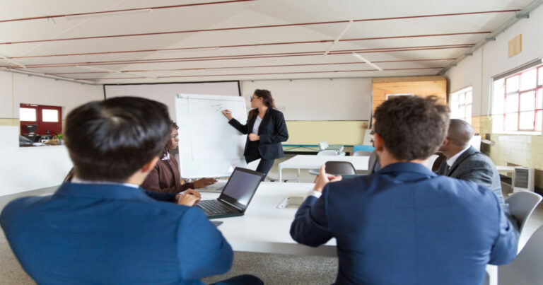 KHDA-Approved Training Courses in Dubai